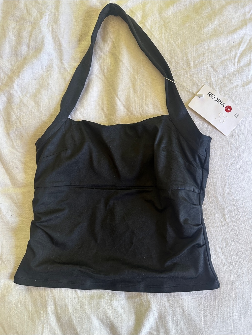 ReoRia Black Halter Crop Tank